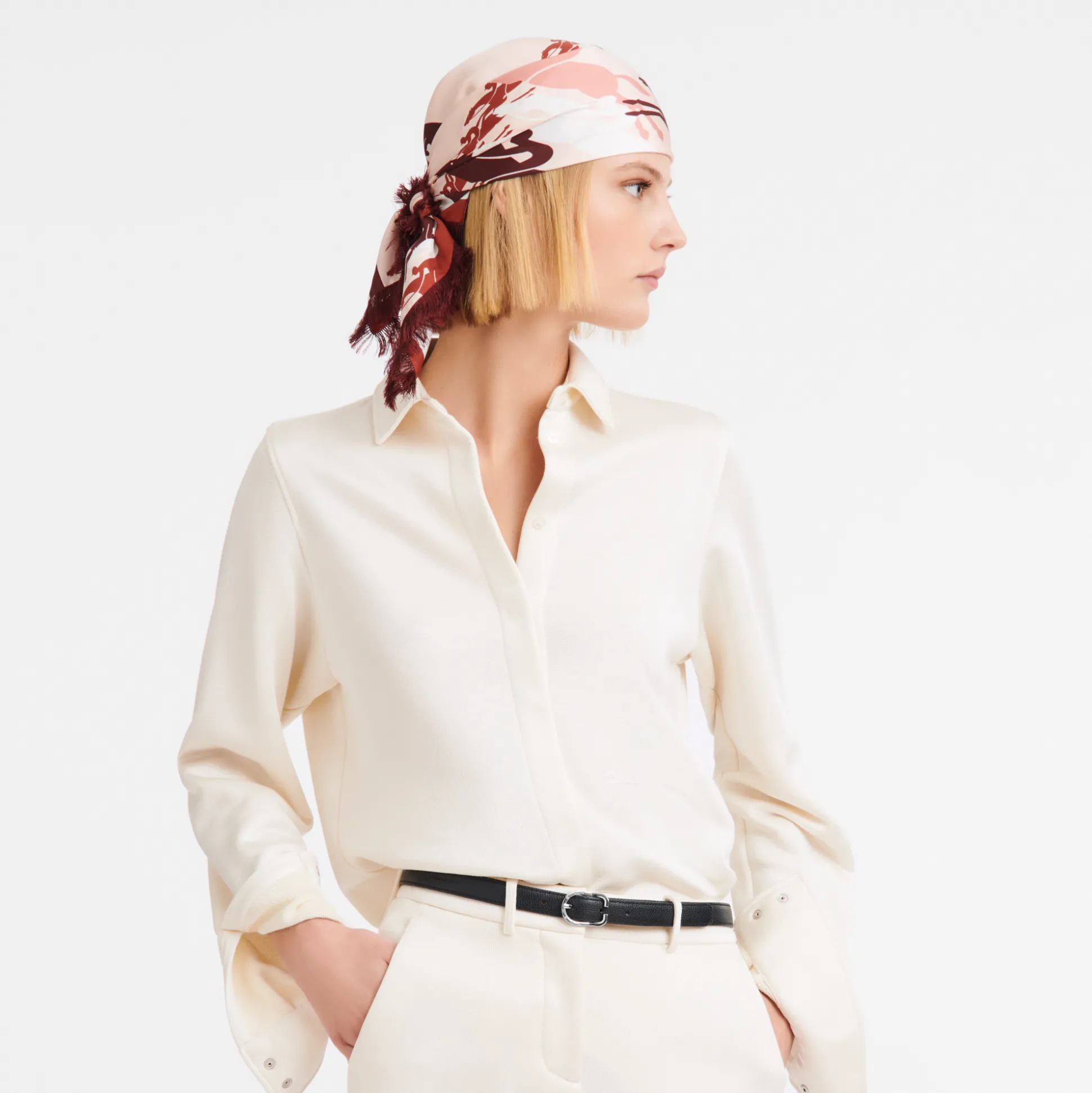 damengrtel_1-16.webp Longchamp Damengürtel^Damen Gürtel