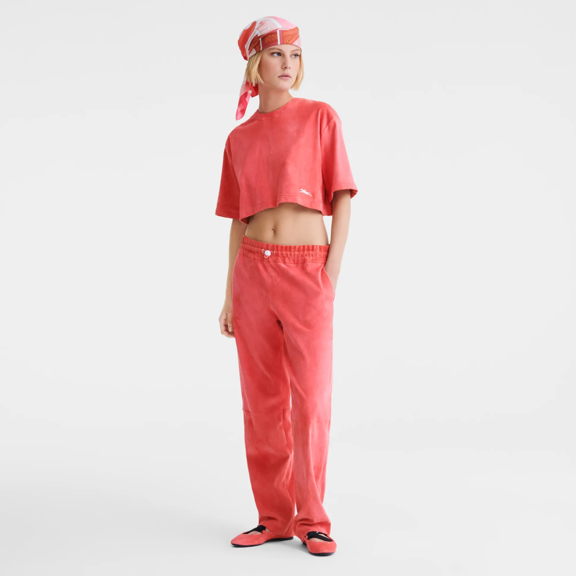 kurztop_aus_leder_1-5.webp Longchamp Kurztop aus Leder^Damen Tops & Blusen