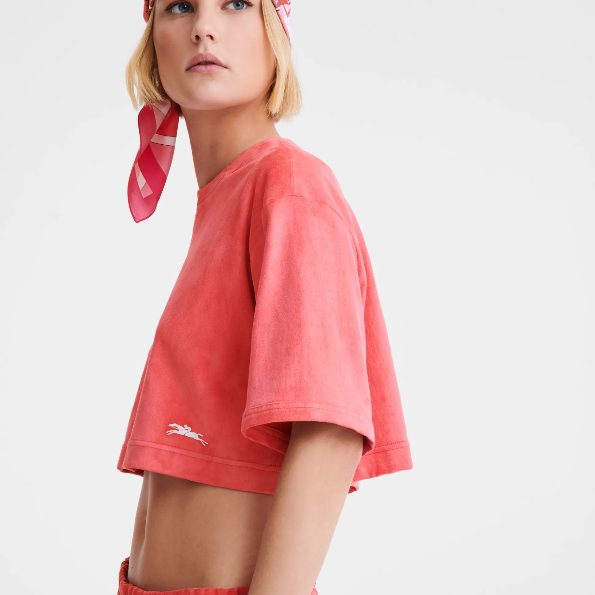 kurztop_aus_leder_3-4.webp Longchamp Kurztop aus Leder^Damen Tops & Blusen