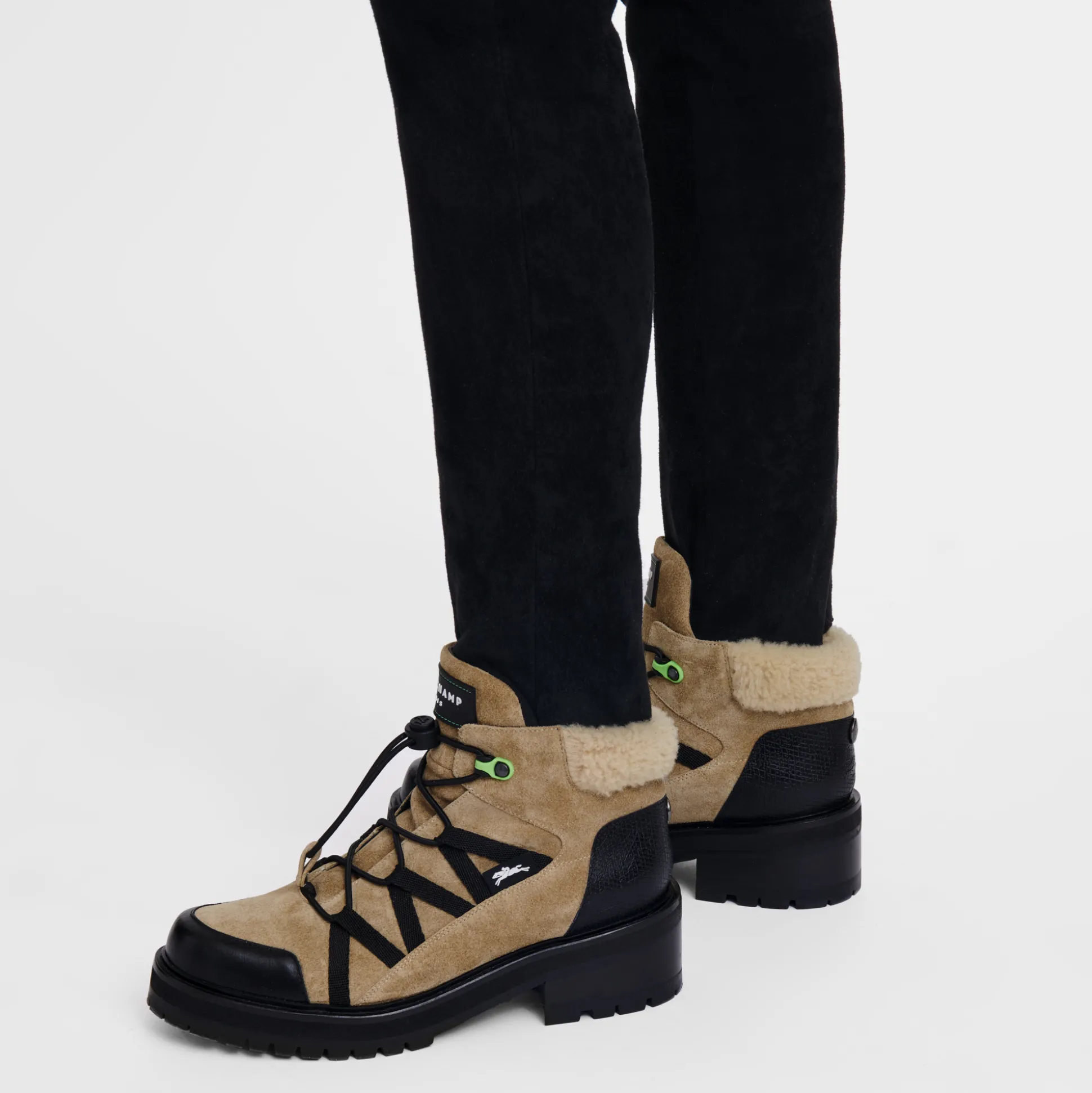 niedrige_stiefel_1.webp Longchamp Niedrige Stiefel^Damen Stiefel & Stiefeletten