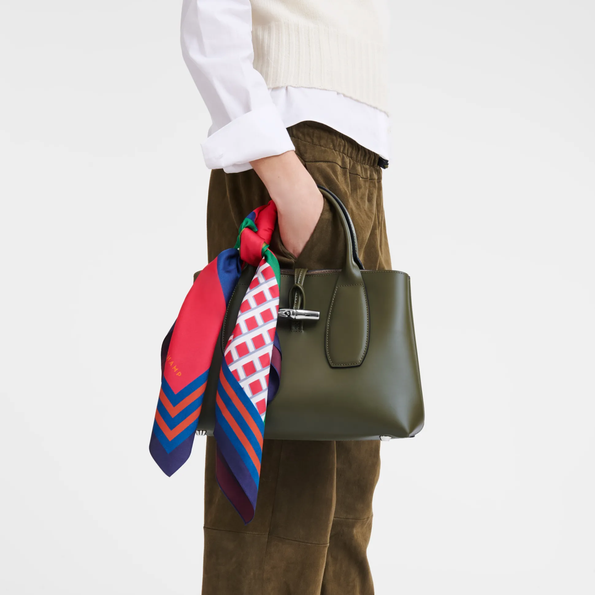 seidenschal__1-25.webp Longchamp Seidenschal 70^Damen Seidentücher