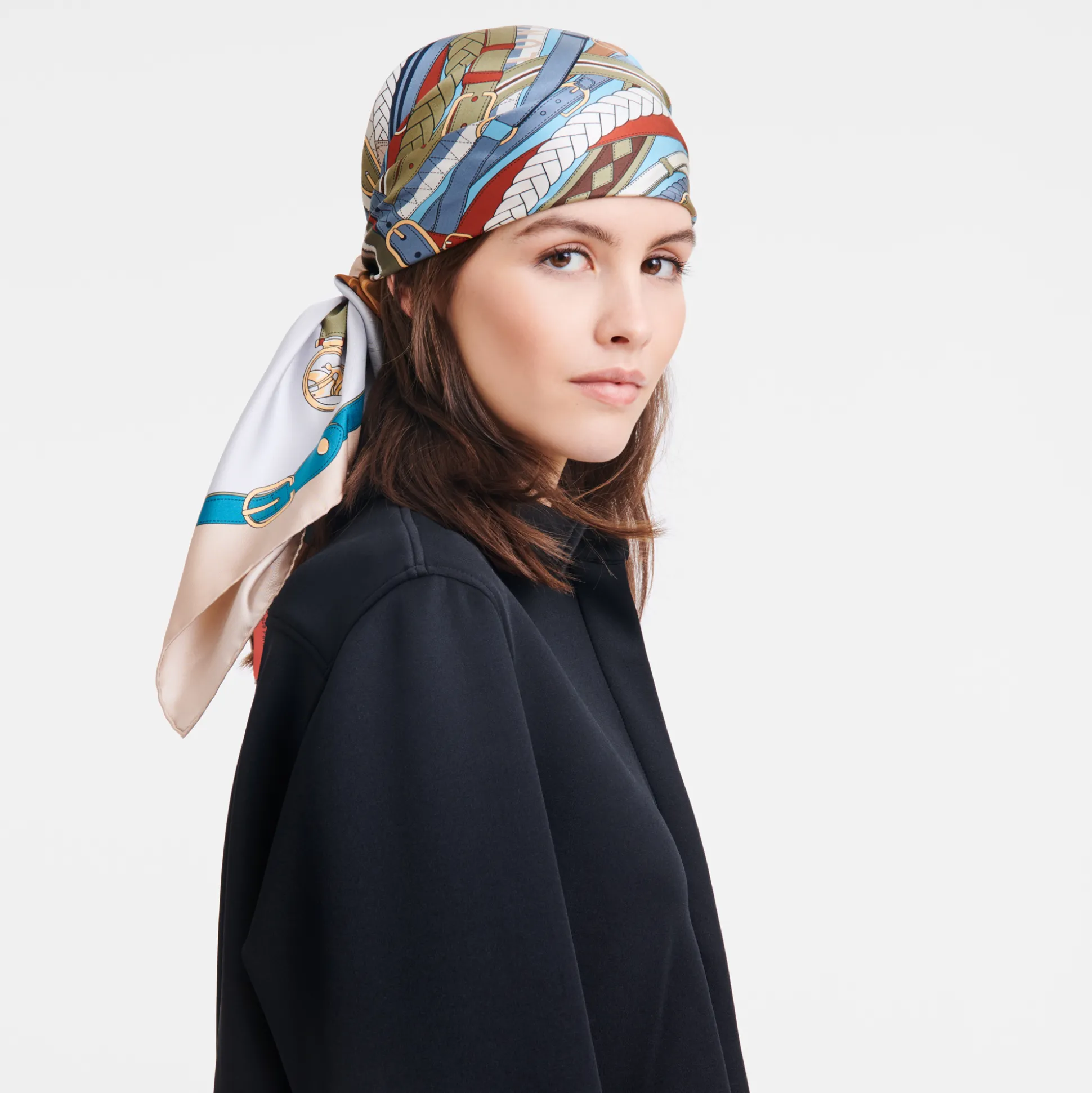 seidenschal__1-30.webp Longchamp Seidenschal 90^Damen Seidentücher