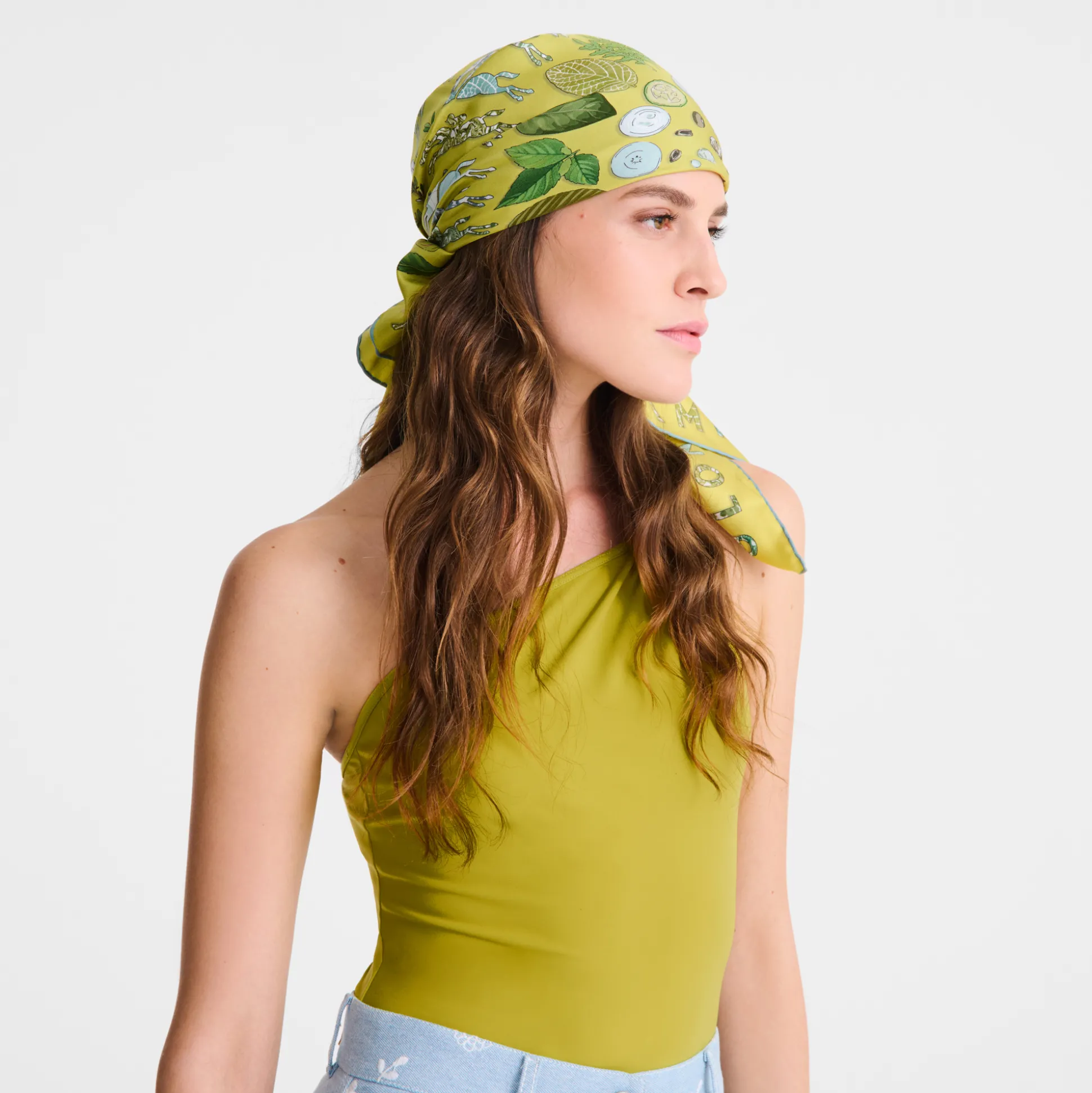 seidenschal__1-59.webp Longchamp Seidenschal 90^Damen Seidentücher