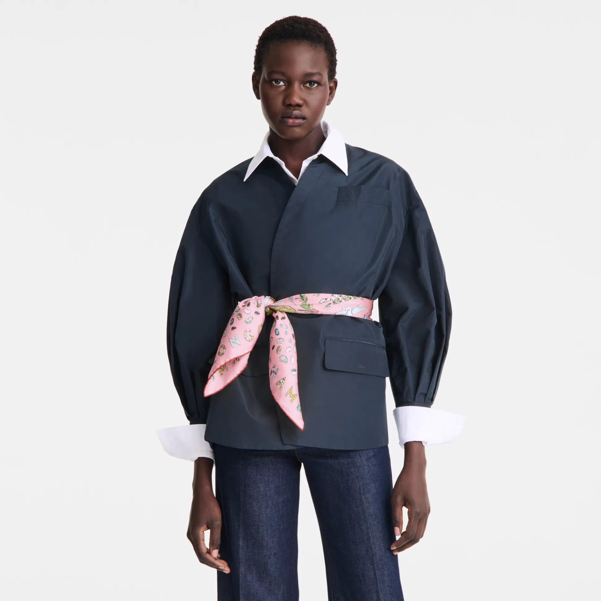 seidenschal__1-61.webp Longchamp Seidenschal 90^Damen Seidentücher