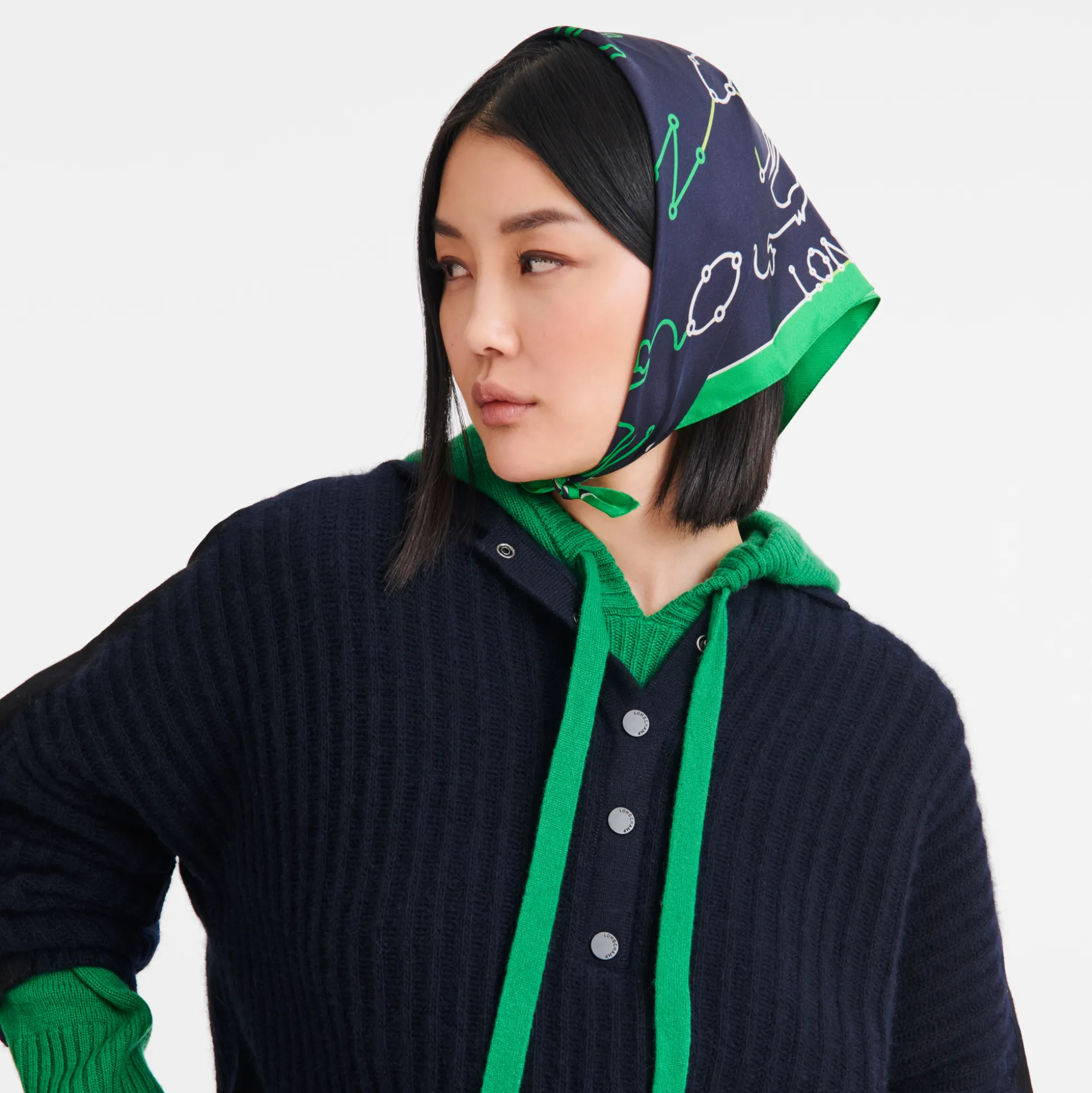 seidenschal__1-8.webp Longchamp Seidenschal 50^Damen Seidentücher