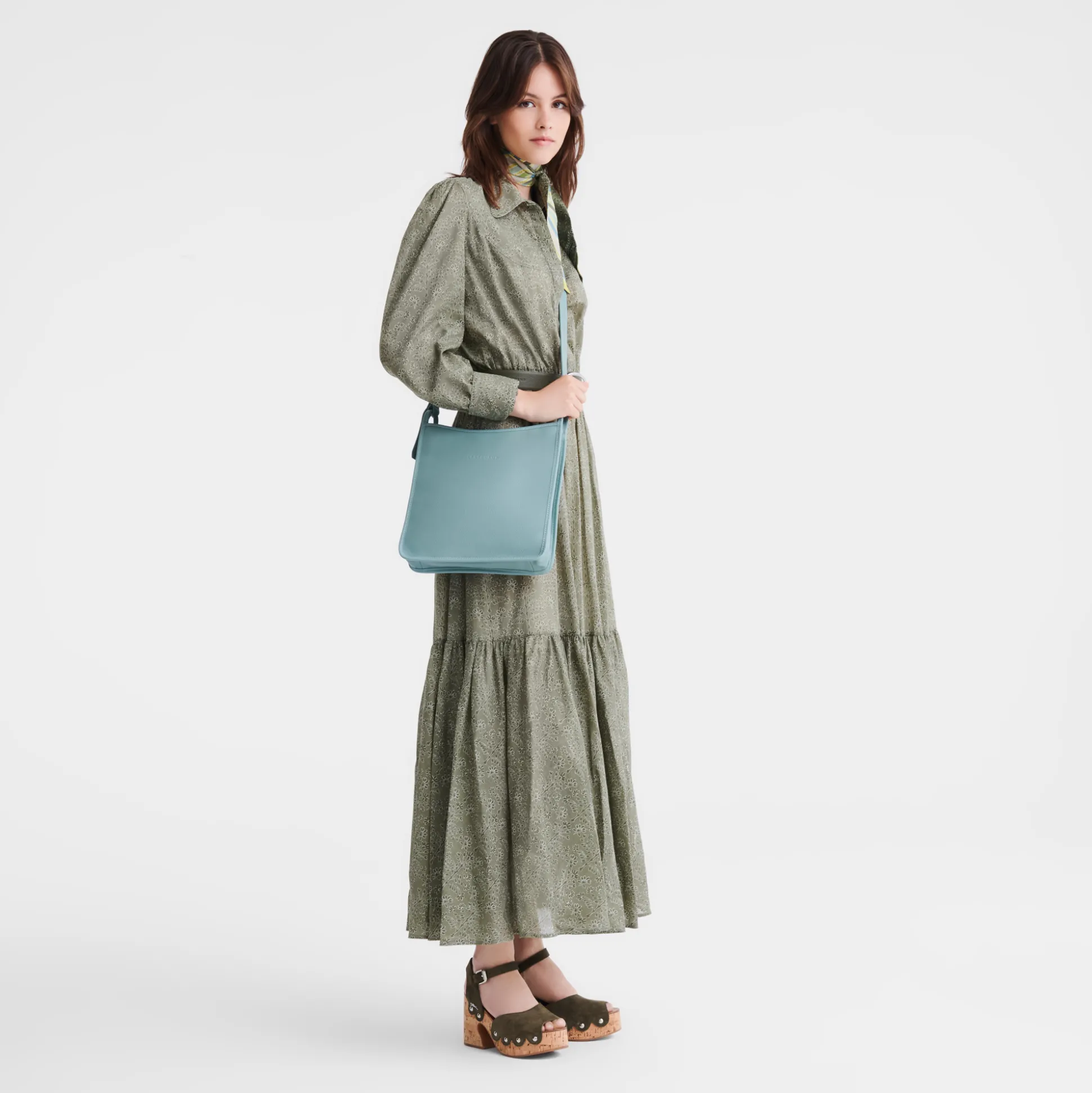 umhngetasche_mit_reiverschluss_m_1-1.webp Longchamp Umhängetasche mit Reißverschluss M^Damen Taschen Mit Schulterriemen | Taschen Mit Schulterriemen